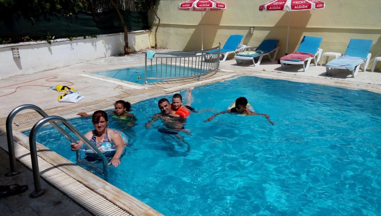 كمر Turkuaz Hotel المظهر الخارجي الصورة
